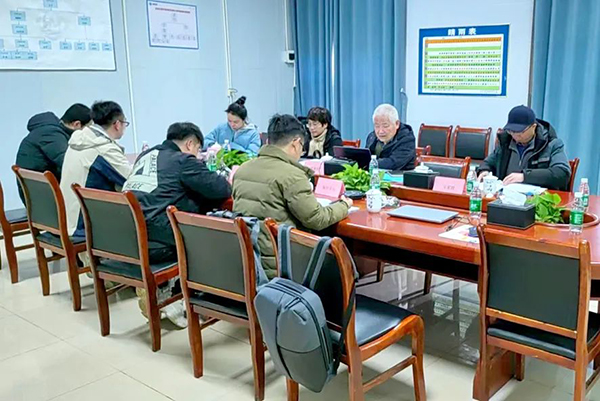 安博电子官方网站组织召开江西宏福新材料有限公司永新工业开发区新型合成面料项目节能报告的评审会